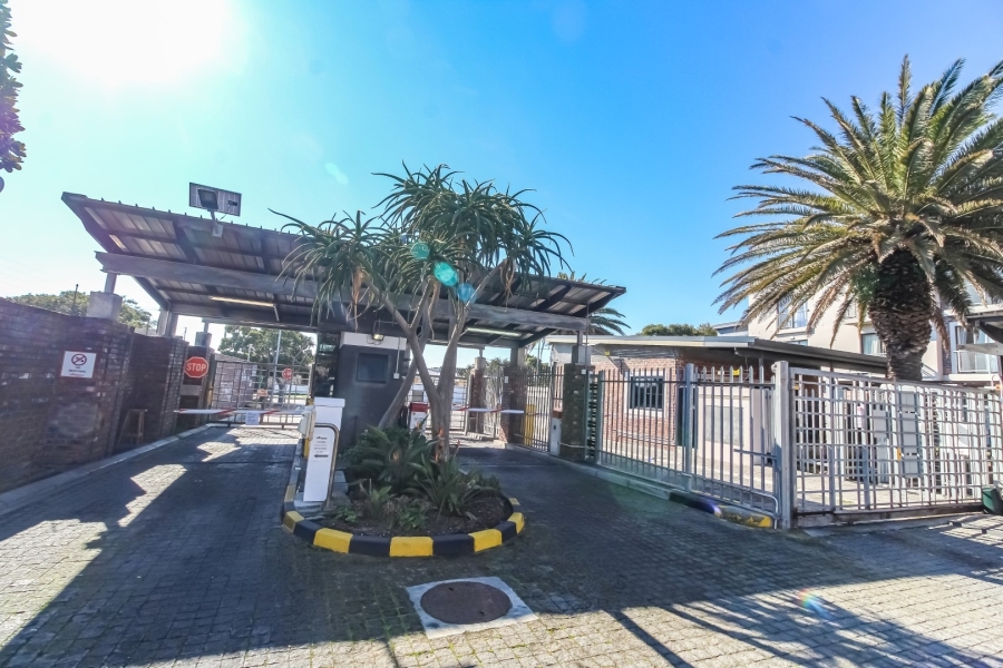 2 Bedroom Property for Sale in Brooklyn Western Cape